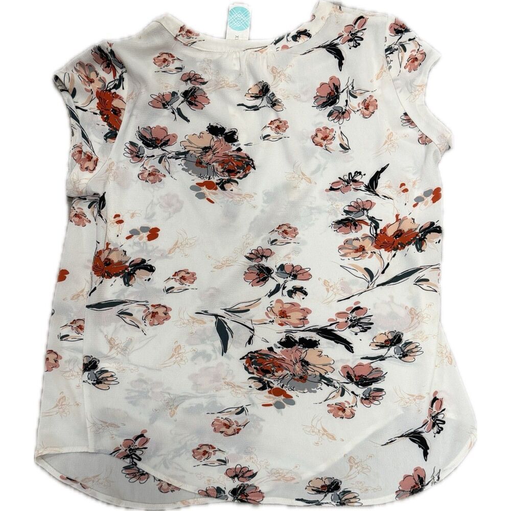 Fun2Fun Floral Short Sleeve Blouse | Size XL | NWT - Picture 2 of 2